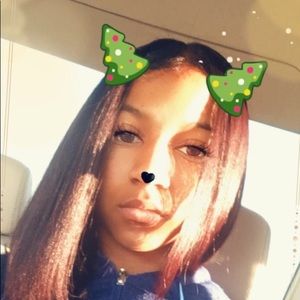 Meet your Posher, April